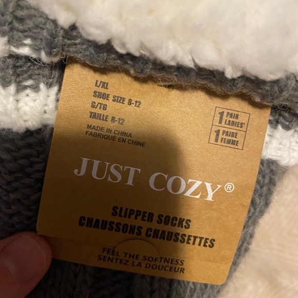 Women’s Just Cozy Grey Reindeer Slippers – (Women’s 8–12) | NWT - Picture 3 of 6